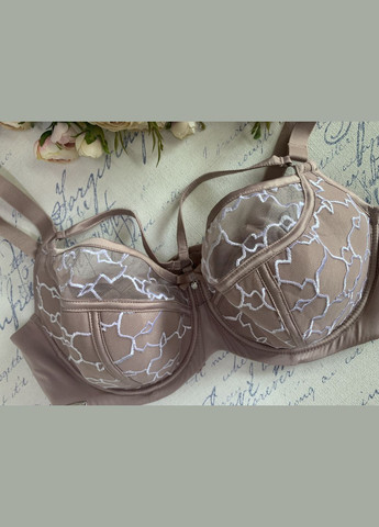 Пудровый бюстгальтер Lanny Mode с косточками