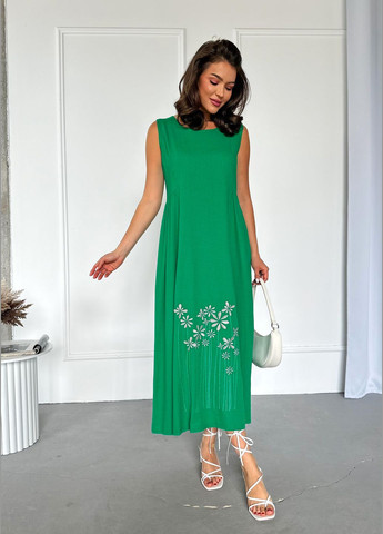 Зеленое кэжуал, праздничный, повседневный, джинсовое летнее льняное платье с ромашковой вышивкой а-силуэт INNOE однотонное