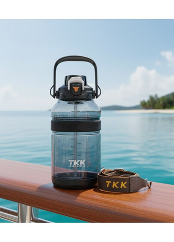 Легка пляшка тританова для води 2000 мл. Чорна TKK (303925287)