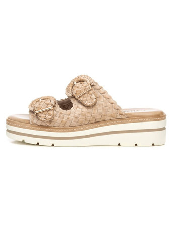 Бежевые шлепанцы Carmela