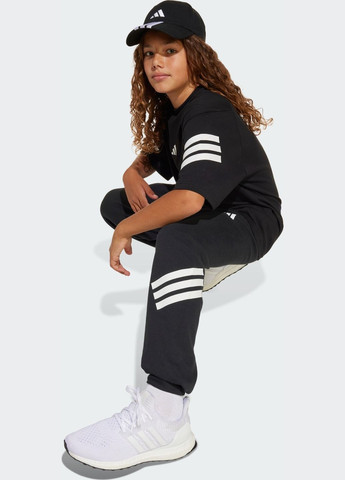 Черные спортивные демисезонные брюки adidas