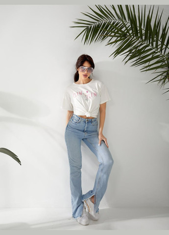 Женская футболка с надписью Avanti - (333655399)