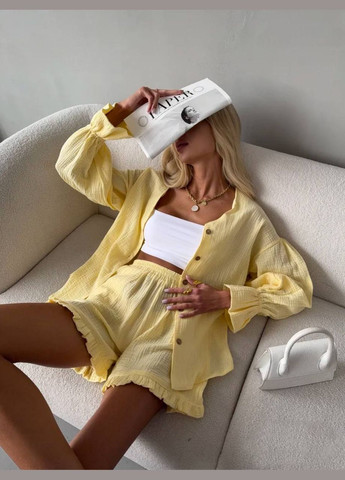 Жіночий літній костюм сорочка вільного крою та шорти з рюшами MonCher (339604643)