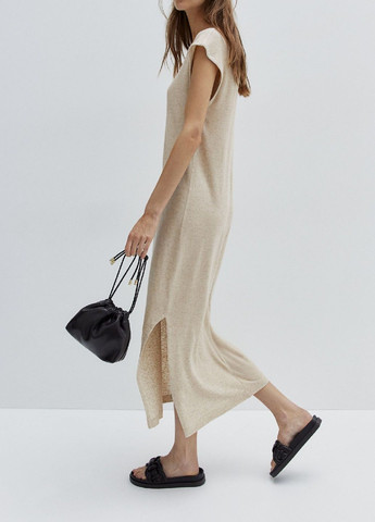 Светло-бежевое деловое платье H&M однотонное