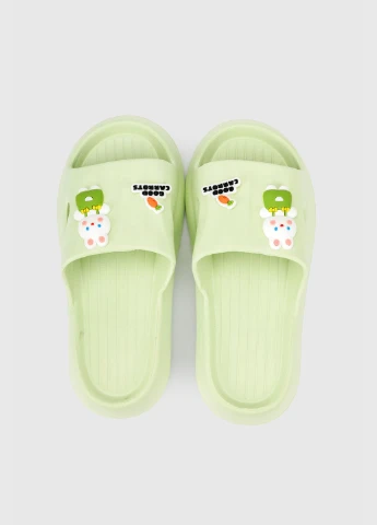 Шльопанці No Brand (295560167)