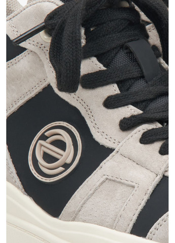 Бежевые кеды высокие, цвет бежевый Estro