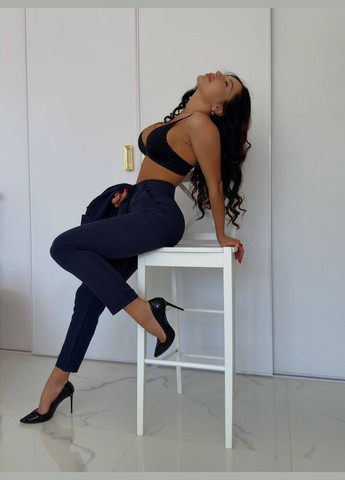 Тонкий брючный костюм с удлиненным пиджаком Nositi (330748779)