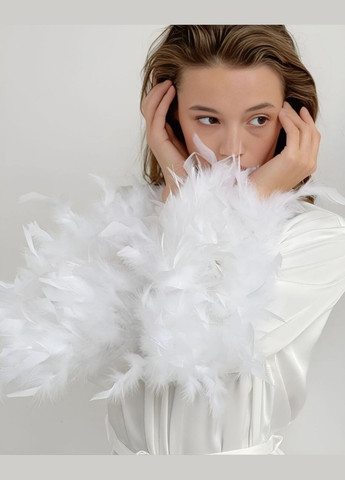 Халат длинный женский атласный Невеста просторный свободный с объемными рукавами в перья цвет белый No Brand (324235172)