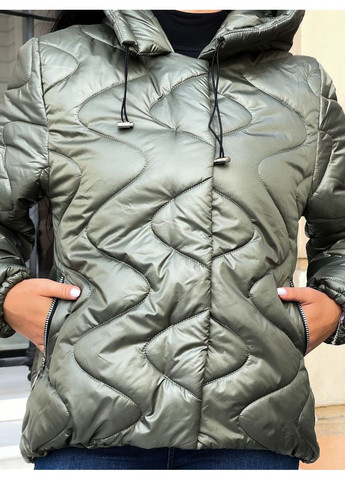 Оливкова (хакі) демісезонна жіноча коротка асиметрична куртка з силіконовим утеплювачем — заміри в описі куртка-пальто DK/DL Мода без кордонів