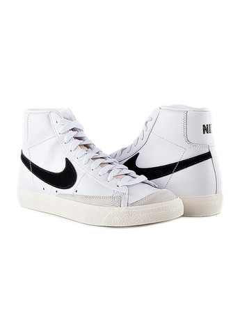 Белые всесезонные кроссовки blazer mid '77 vintage Nike