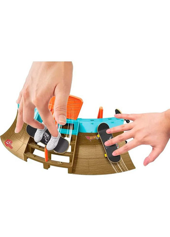 Ігровий набір Перше тренування HGT91-2 Hot Wheels (322035871)