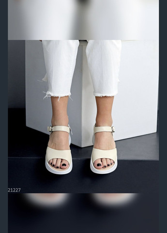 Неймовірні жіночі босоніжки No Brand (290981551)