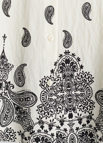 Молочная кэжуал рубашка турецкие огурцы H&M