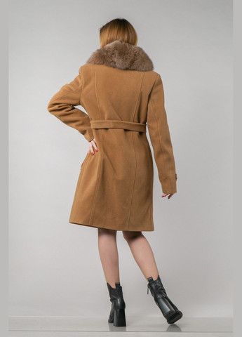 Светло-коричневое зимнее Пальто двубортное Chicly Furs