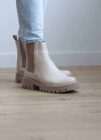 Осенние ботинки осенние женские на резинках челси из натуральной кожи молочные челси No Brand