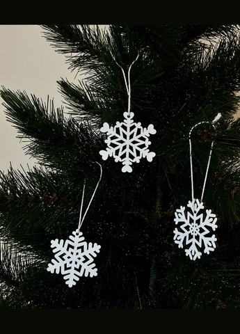 Підвіска новорічна "Сніжинки" комплект 18 шт, 4,5 см, дерево білий Chomik (329407466)