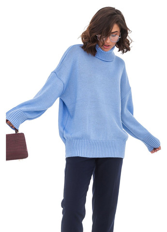 Блакитний вільний жіночий светр SVTR