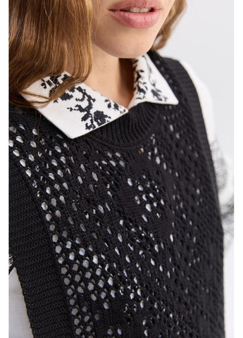 Жіночий в'язаний жилет "Горицвіт" (1 м) MEREZHKA (366407872)