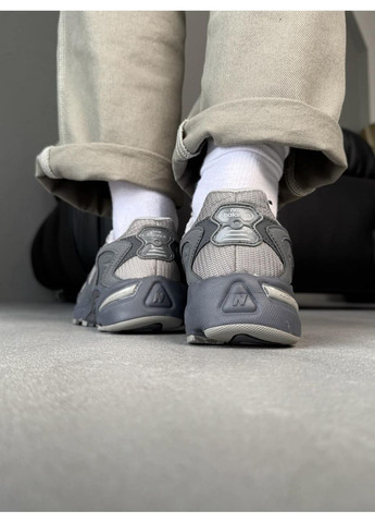 Серые демисезонные кроссовки мужские new balance 725 grey black нью беланс 725 No Brand