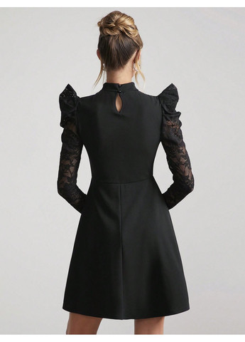 Чорна повсякденний сукня SHEIN однотонна