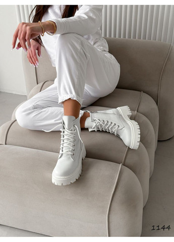 Осенние белые кожаные ботинки Helen