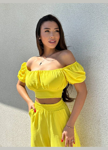 Жовтий костюм двійка (топ+штани) з креп-жатки з відкритим декольте, літній легкий костюм 2-ка з відкритими плечима No Brand 200-2 (299762980)