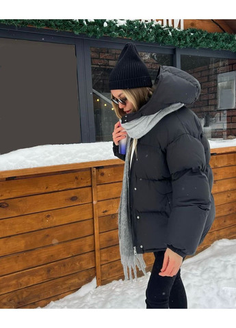 Черная зимняя женская тёплая куртка с капюшоном Nositi 4086-15А