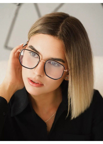 Сонцезахисні окуляри Mystery іміджеві прозорі з чорним No Brand (322841422)