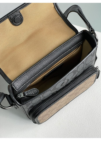 Сумка чоловіча Sullivan Flap Crossbody In Signature Canvas Beige/Black No Brand (355342320)