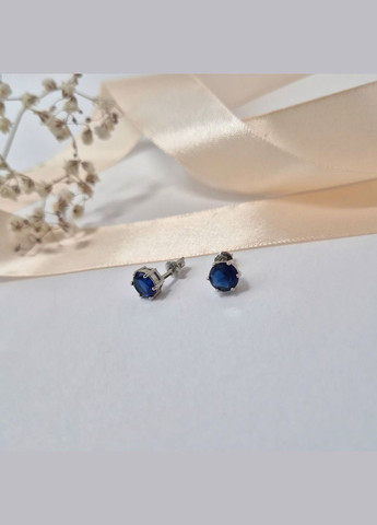Срібні сережки гвоздики на закрутках із Синім каменем 7 мм срібло 925 проби 72300с 1.83г No Brand (316649626)