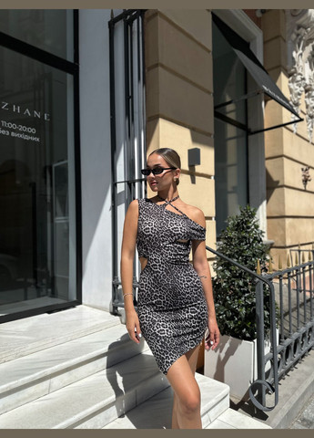 Серое соблазнительное платье в самом трендовом принте этого сезона! Soho