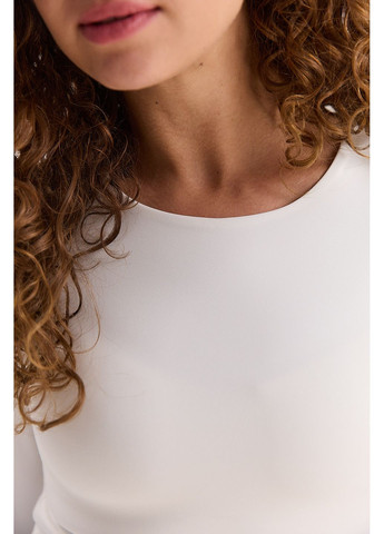 Кроп-топ синій з довгими рукавами з вирізом для пальця і фігурним низом Arjen (353305923)