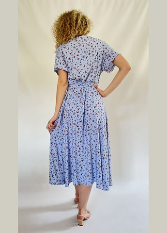 Блакитна сукня Парада