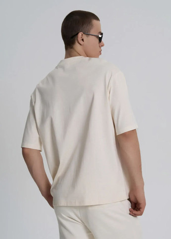 Світло-бежева футболка чоловіча з коротким рукавом Роза