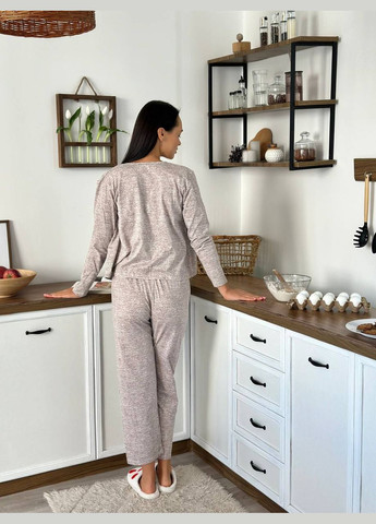 Сіро-бежева всесезон домашній костюм піжамка трійка кофта + футболка + брюки Vakko