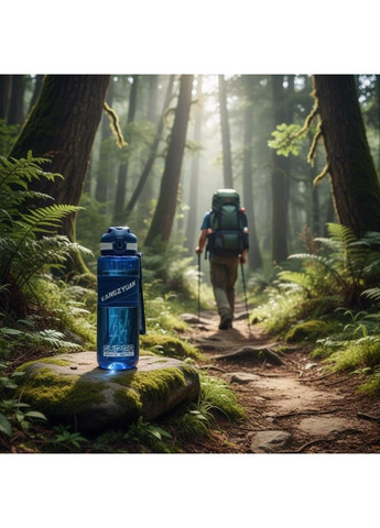 Тританова пляшка 1500 мл чорного кольору для занять спортом TKK (314709882)