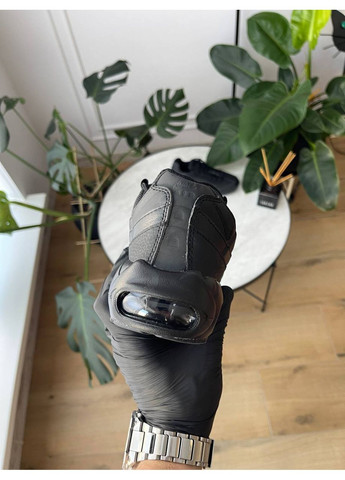 Черные демисезонные кроссовки мужские и женские nike air max 95 black | найк аир макс 95 черные No Brand