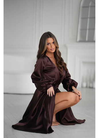 Коричнева жіноча атласна міді сукня на запах на запах No Brand