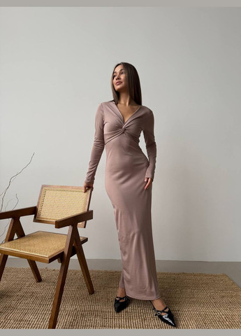 Коричнева стильна сукня максі з гарним вирізом Luna