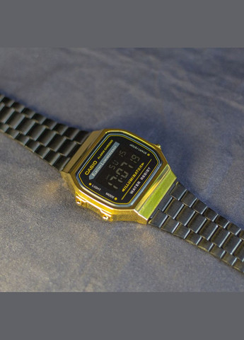 Наручний електронний годинник Retro illuminator (100208) No Brand (339625222)