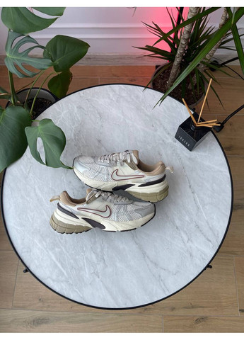 Кросівки жіночі і чоловічі Nike Runtekk Orewood Brown Light Bone | Найк Рунтекк Оревуд бежеві No Brand бежеві демісезони (362035174)