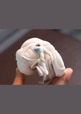 Белые праздничные, коктейльные, спортивные, классические, домашние, пляжные, карнавальные, повседневные, кэжуал, джинсовые, вечерние сандалии для девочки босоножки BabyStyle на липучке