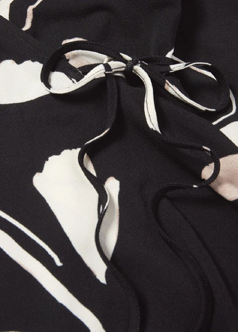 Чорна повсякденний сукня C&A з квітковим принтом