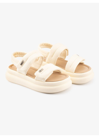 Молочные женские босоножки 1101174 Buts на липучке