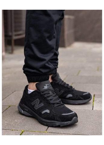 Черные демисезонные кроссовки мужские, вьетнам New Balance 920 Triple Black