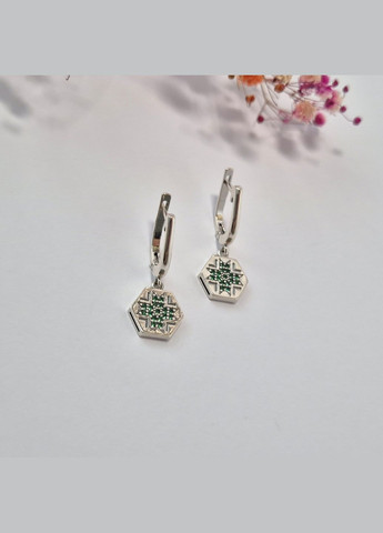 Срібні сережки Вишиванка із Зеленими каменями чорнене срібло 925 проби 82152з 5.33г No Brand (314878883)