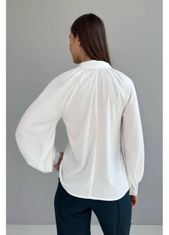 Молочна блуза Nenka