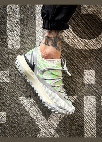 Бежевые всесезонные кроссовки мужские и женские nike acg mountain fly sea glass beige | найк асж маунтин флай бежевые No Brand