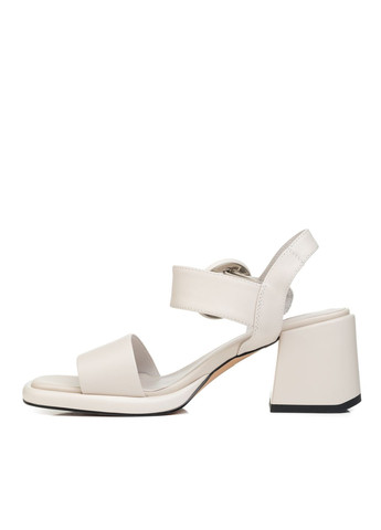 Белые босоножки (1575ла) Lady Marcia