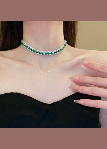 Комплект прикрас з зеленими каменями No Brand Жіночі прикраси (322074290)